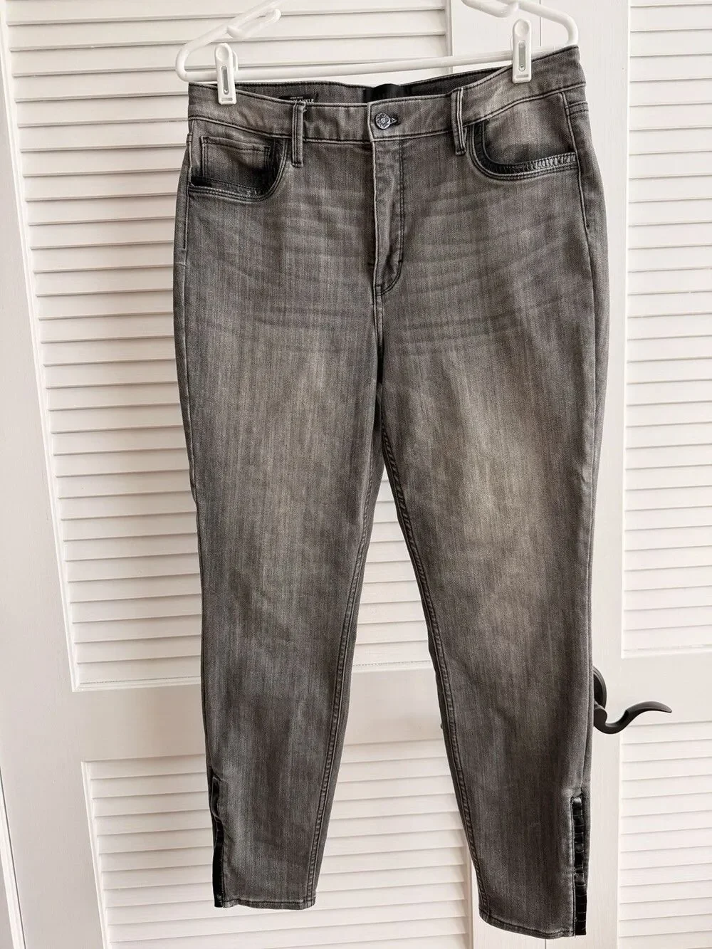 WHBM High Rise Skinny Ankle Jeans Size 14 Gray Denim Faux Croc Zip Hem Stretch